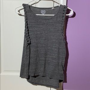 Grey tank top